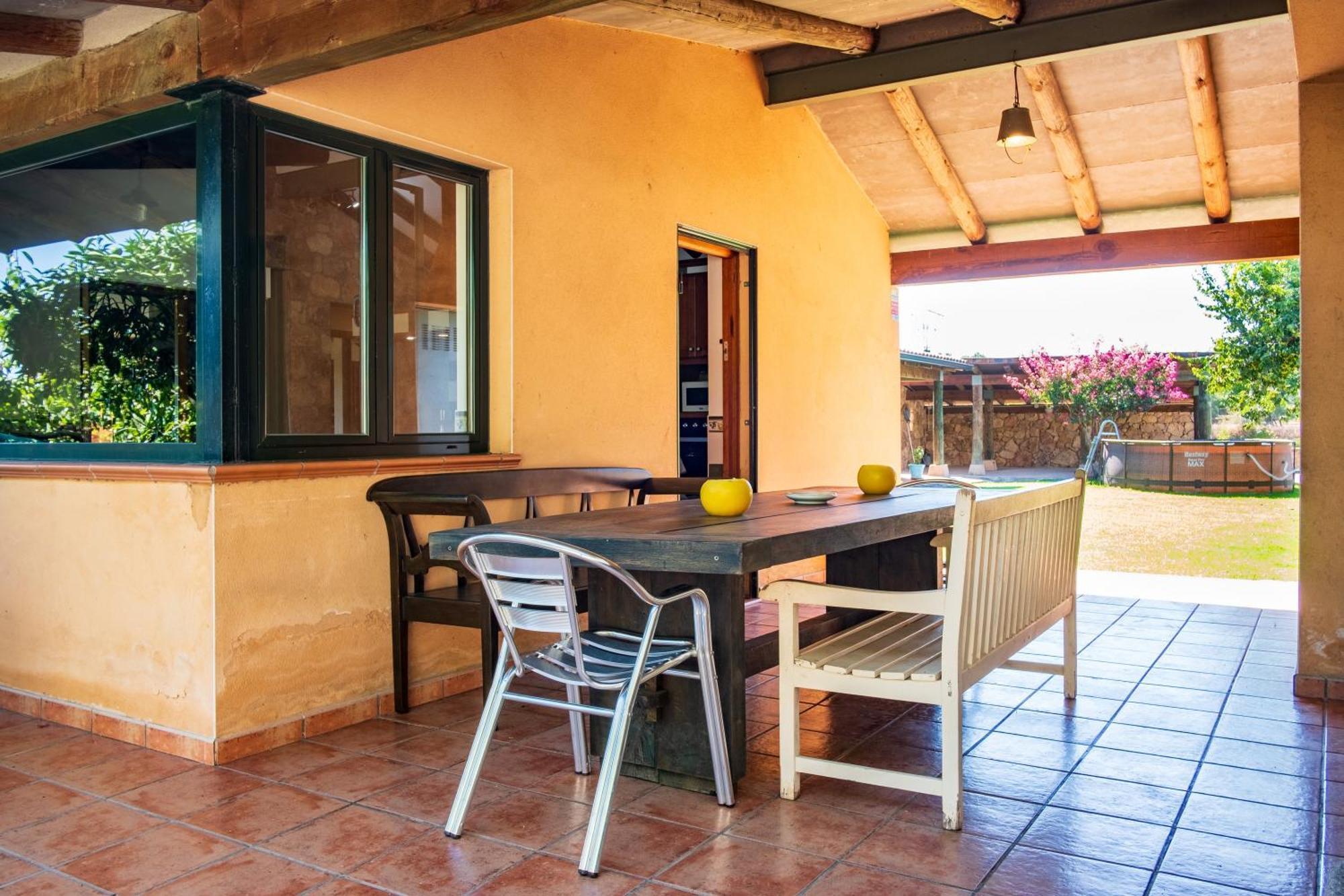 Hostal Amaltea Candeleda Exterior foto